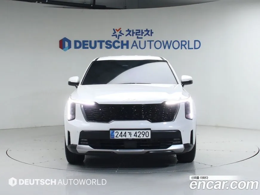 Kia Sorento — фото 8