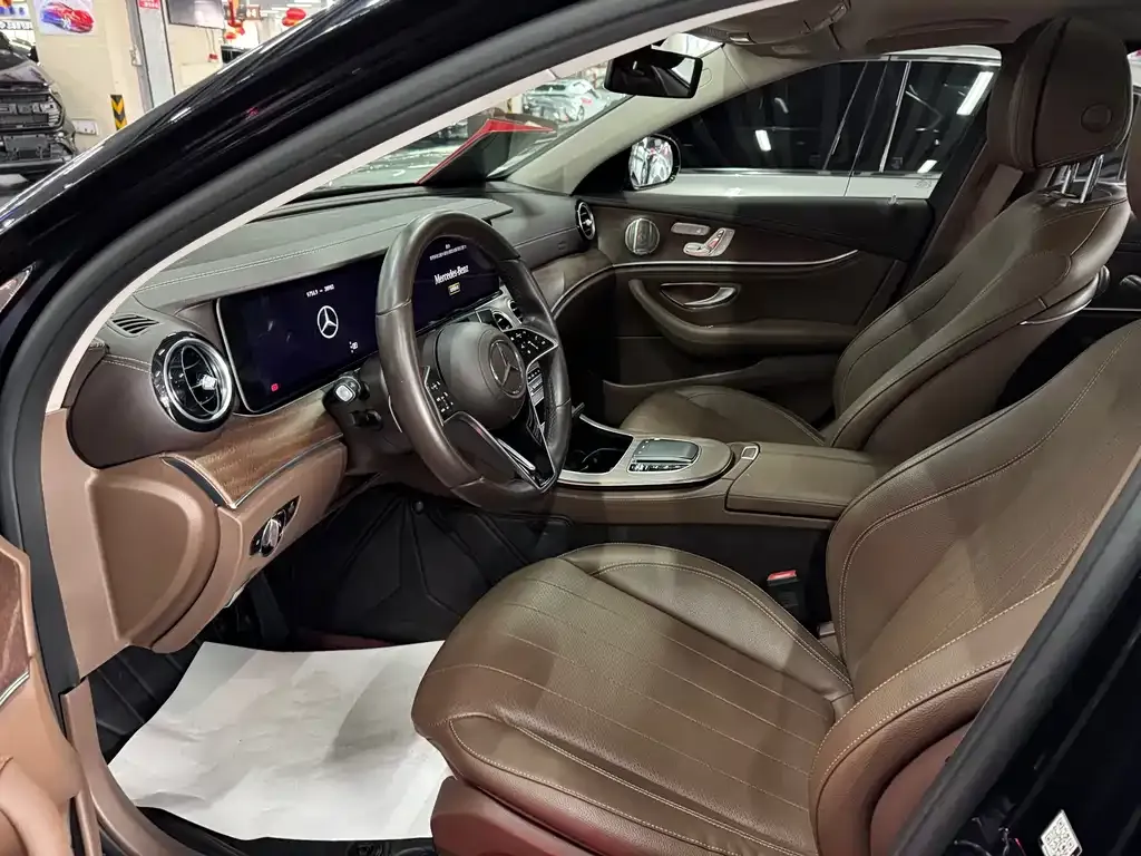Mercedes-Benz E-Class 2023 из CN, фото 6