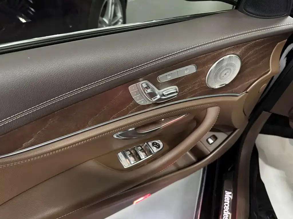 Mercedes-Benz E-Class 2023 из CN, фото 10