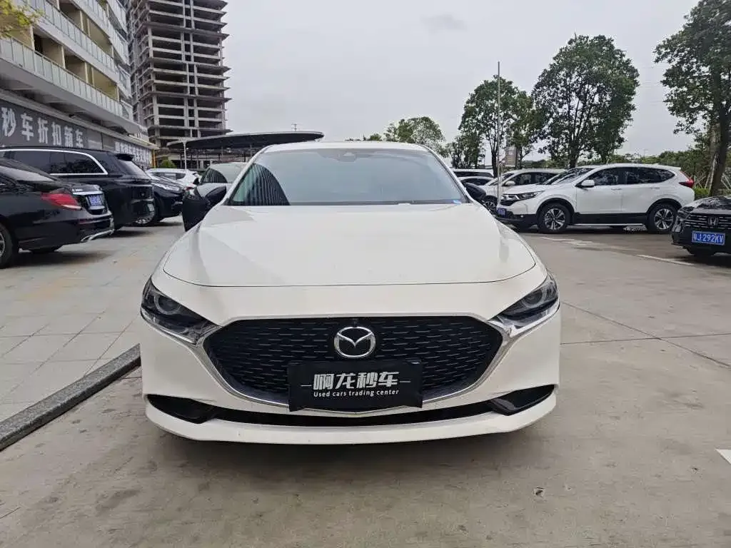 Mazda 3 Axela 2023 из CN, фото 3