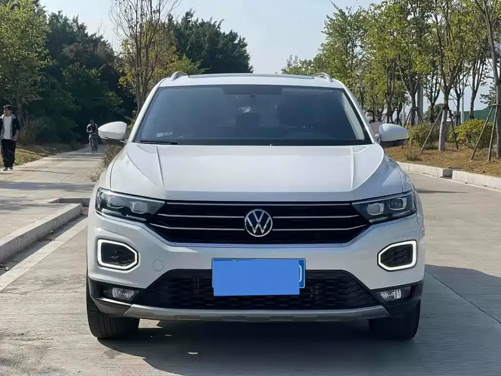 Volkswagen T-Roc 2022 из CN, фото 1