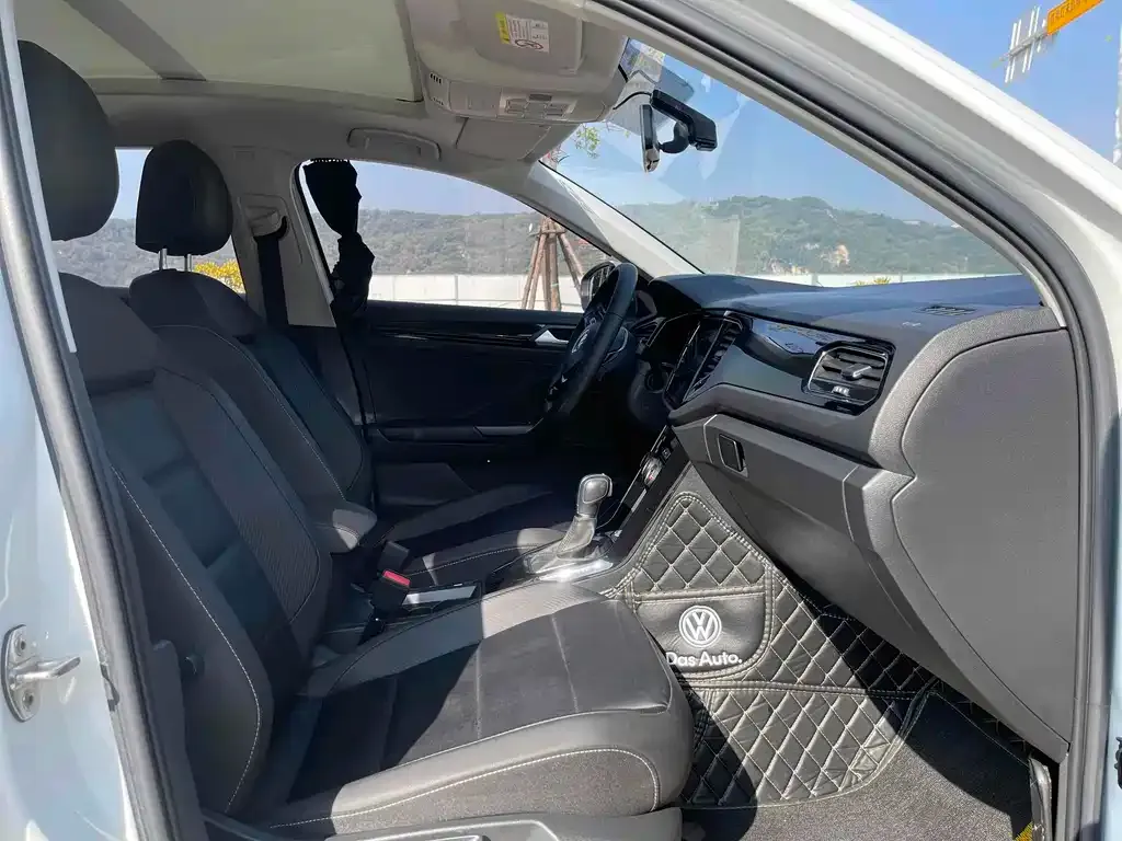 Volkswagen T-Roc 2022 из CN, фото 4