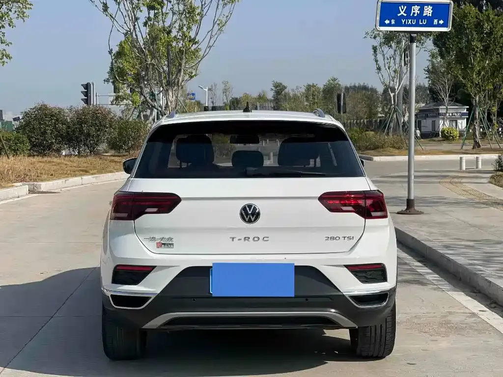 Volkswagen T-Roc 2022 из CN, фото 7