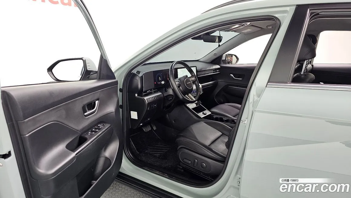 Hyundai Kona 2023 из KR, фото 2