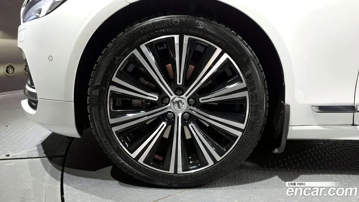Volvo S90 2021 из KR, фото 8