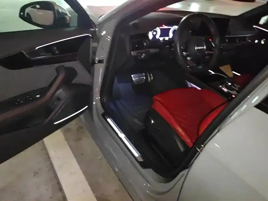 Audi S4 2023 из CN, фото 3