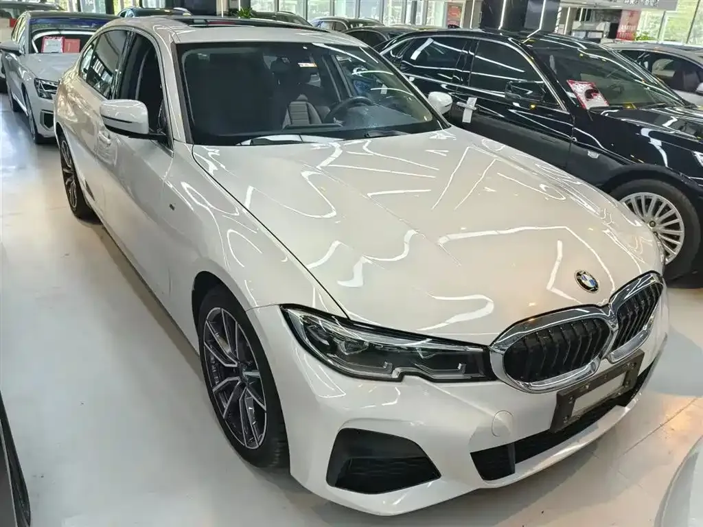 BMW 3 Series 2021 из CN, фото 8