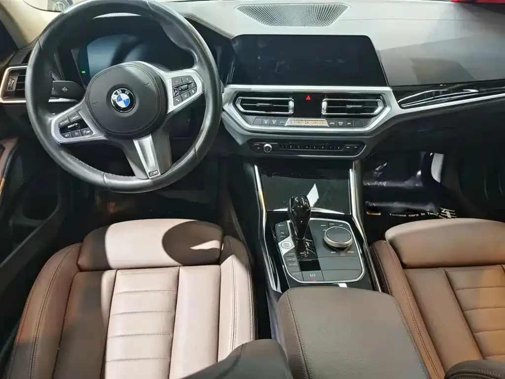 BMW 3 Series 2021 из CN, фото 6