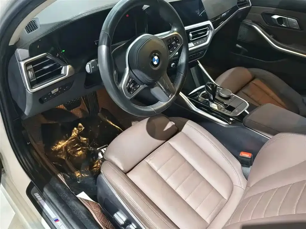 BMW 3 Series 2021 из CN, фото 7