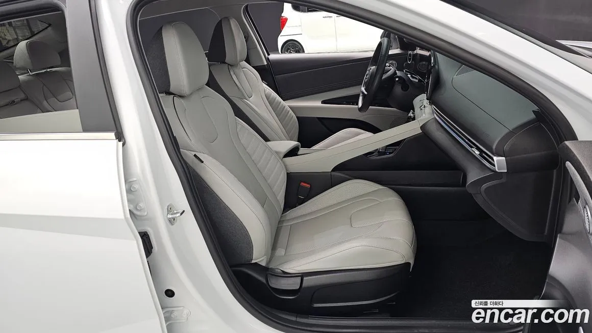 Hyundai AVANTE 2022 из KR, фото 5