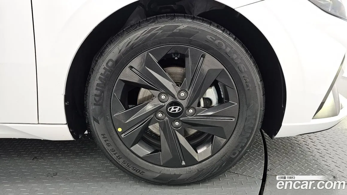 Hyundai AVANTE 2022 из KR, фото 9