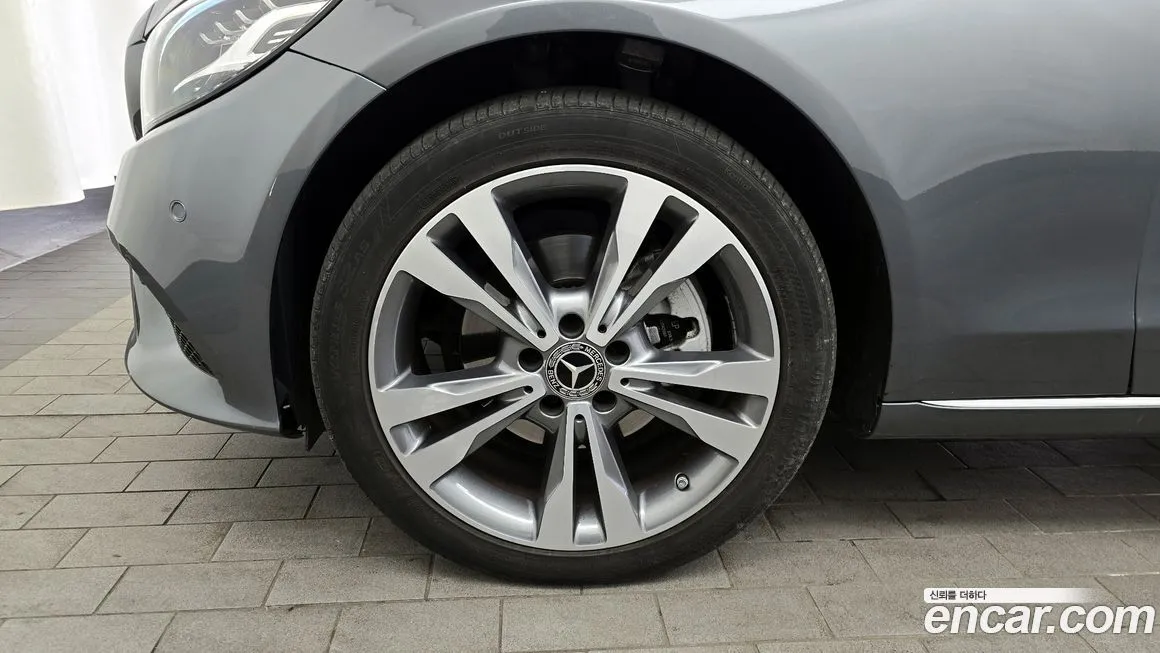 Mercedes-Benz C-Class 2021 из KR, фото 9