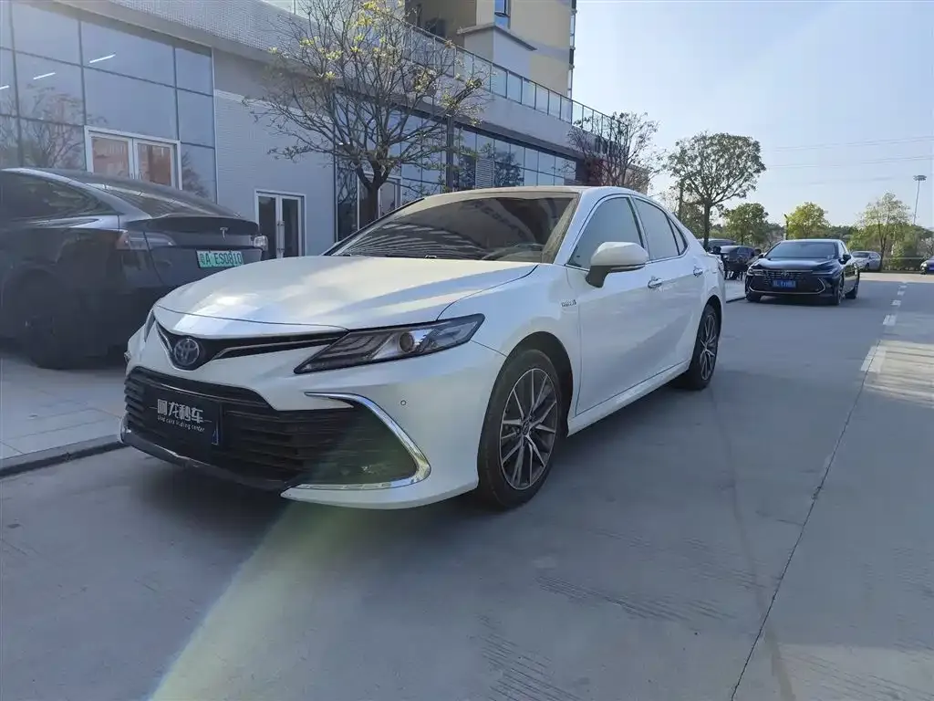 Toyota Camry 2022 из CN, фото 1