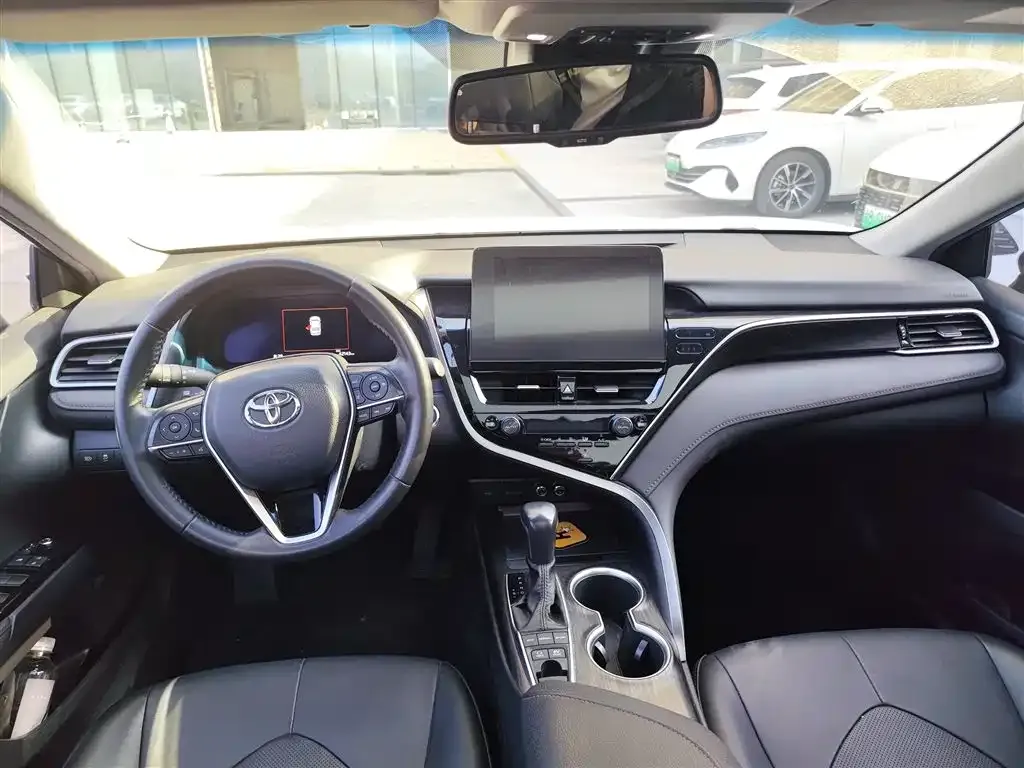 Toyota Camry 2022 из CN, фото 7