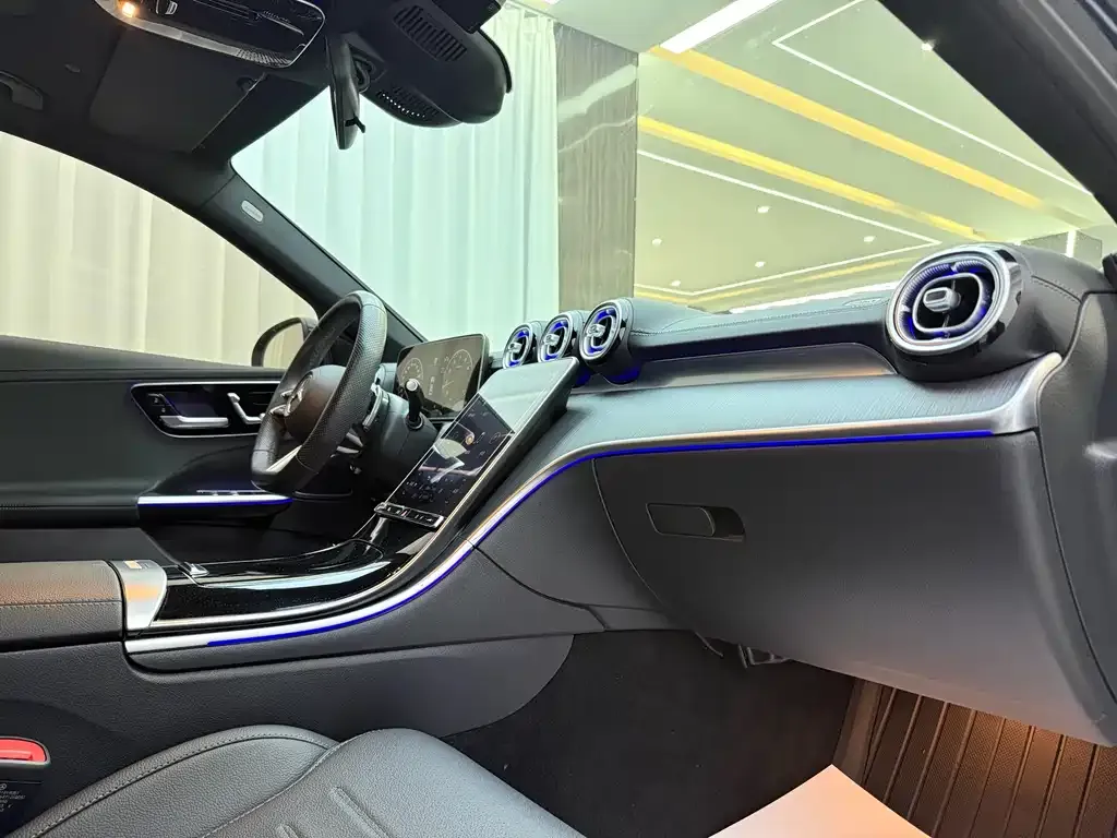 Mercedes-Benz C-Class 2024 из CN, фото 10