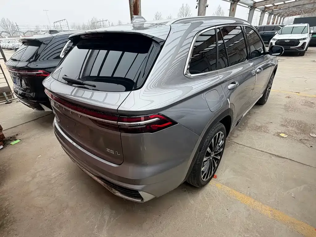 Geely Xingyue L — фото 3