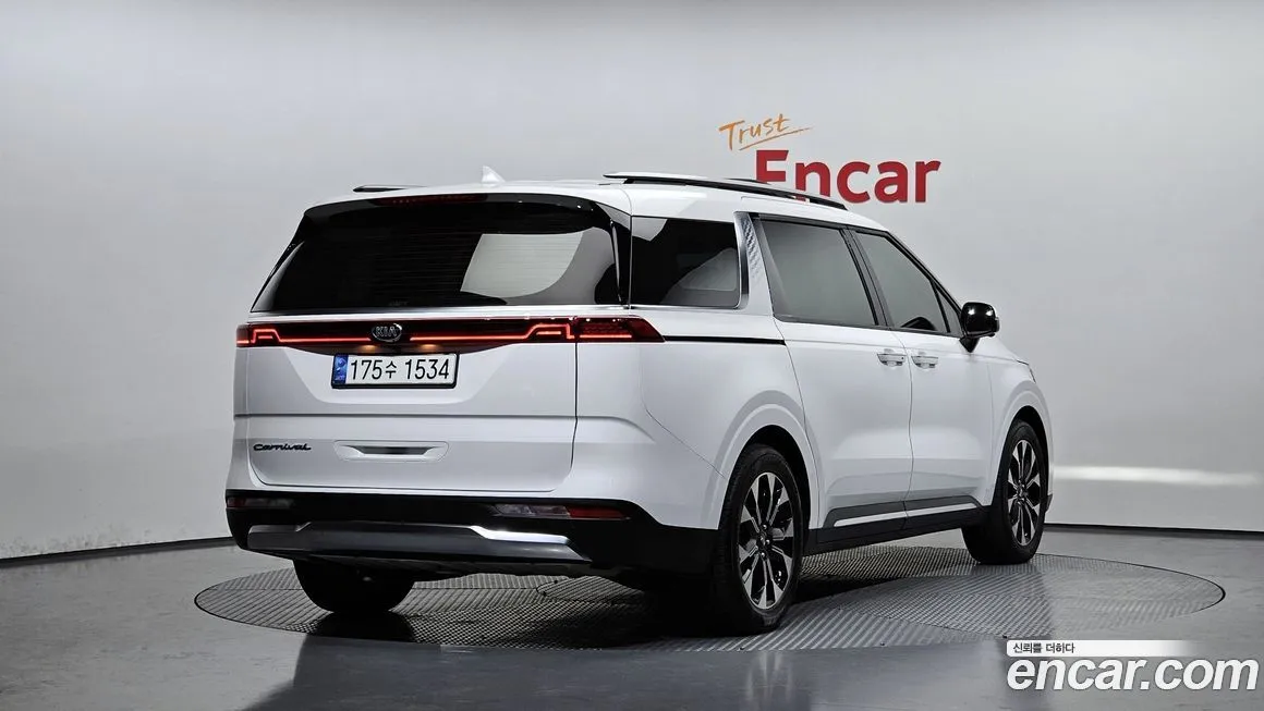 Kia Carnival 2021 из KR, фото 3