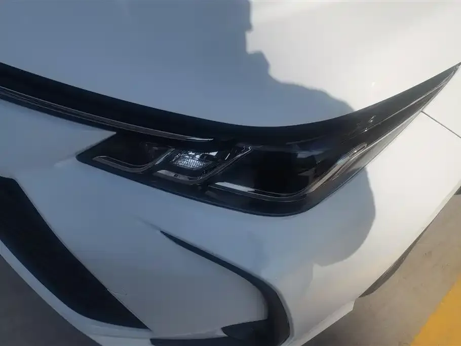 Toyota Corolla 2023 из CN, фото 2