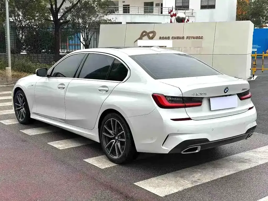 BMW 3 Series 2021 из CN, фото 7
