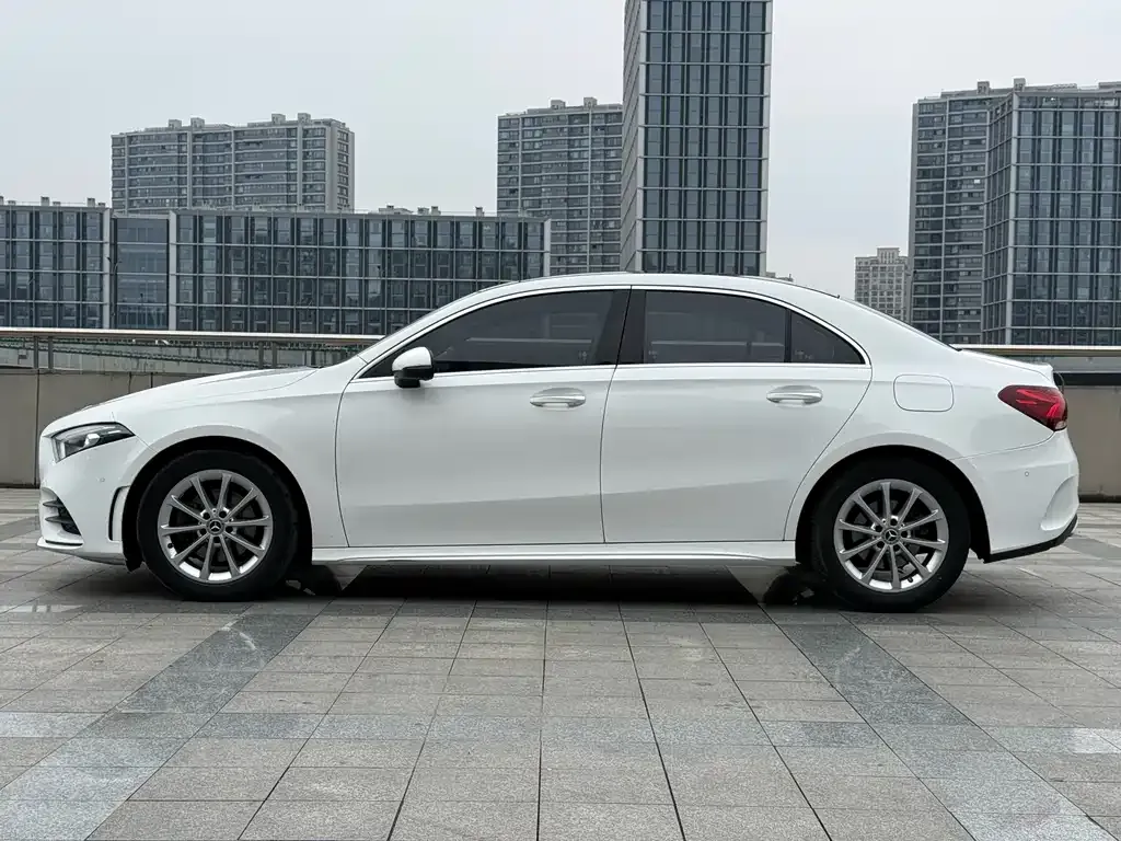 Mercedes-Benz A-Class 2022 из CN, фото 9