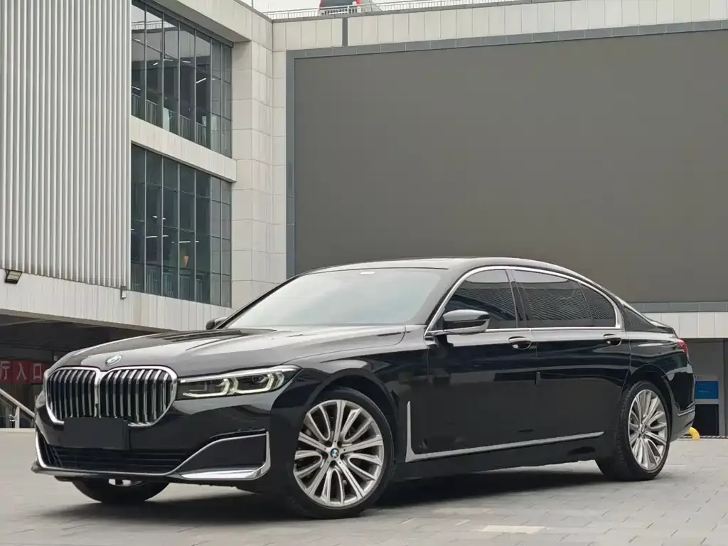 BMW 7 Series — фото 2