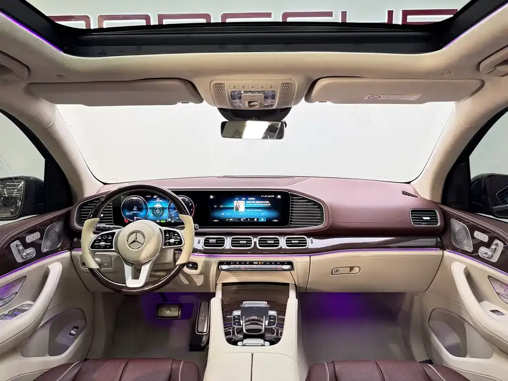 Mercedes-Benz GLS — фото 5