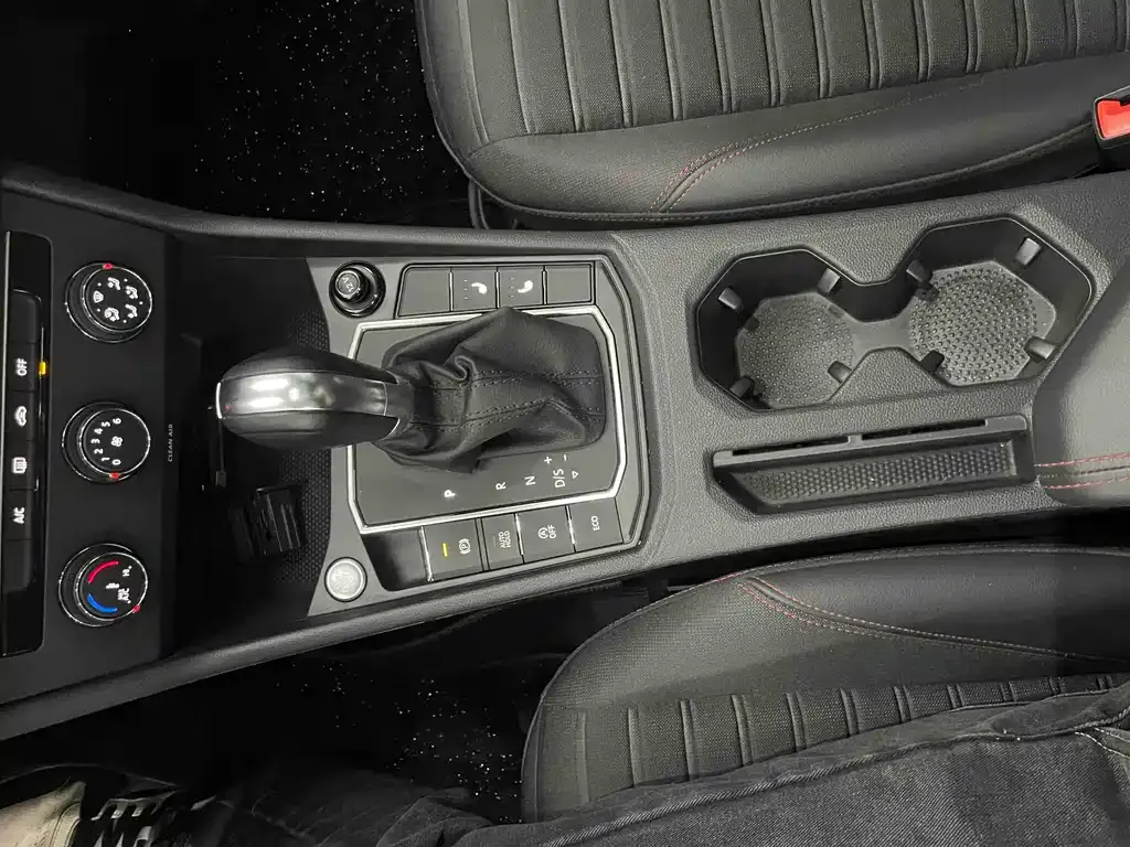Volkswagen Lavida 2022 из CN, фото 9