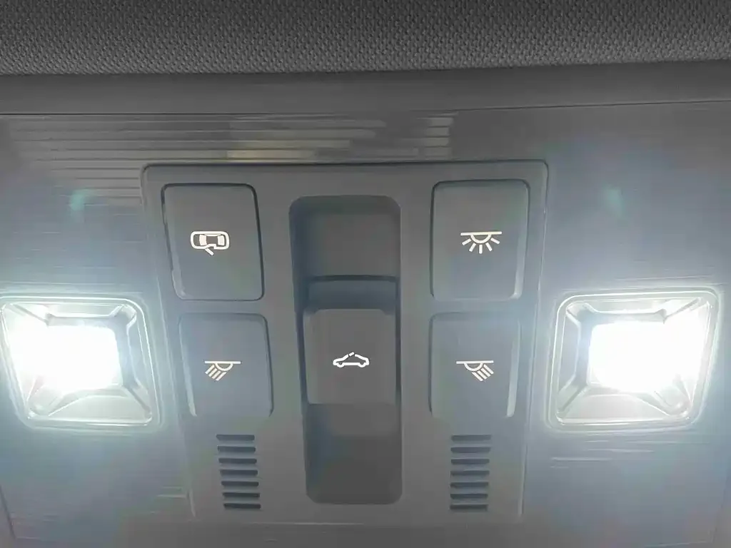 Volkswagen Lavida 2022 из CN, фото 2