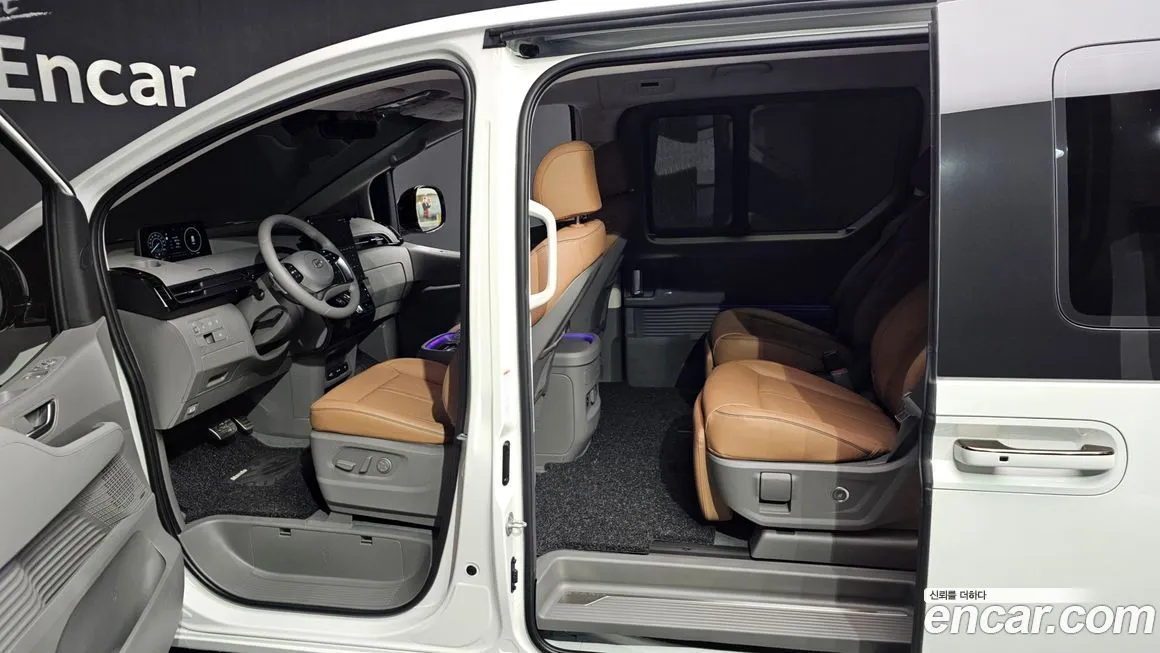 Hyundai Staria 2025 из KR, фото 9