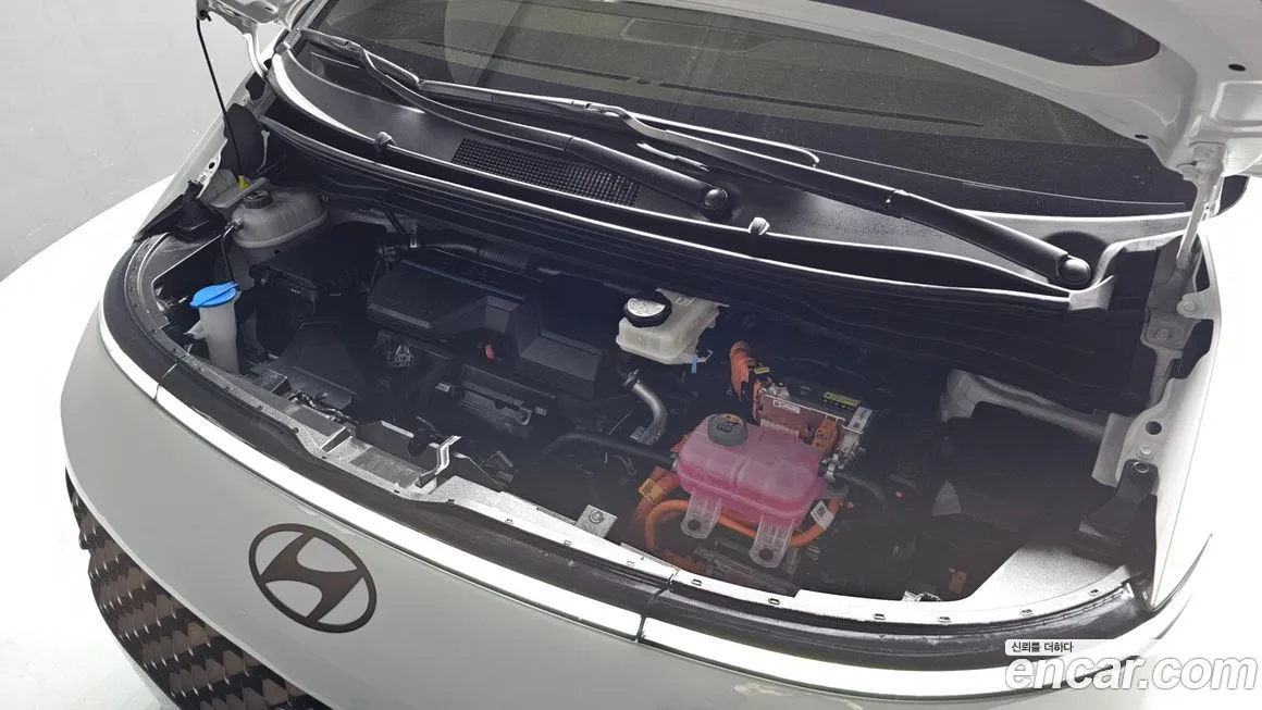 Hyundai Staria 2025 из KR, фото 5