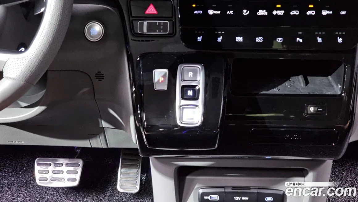 Hyundai Staria 2025 из KR, фото 3