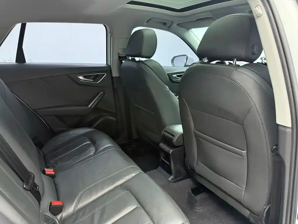 Audi Q2L 2021 из CN, фото 7