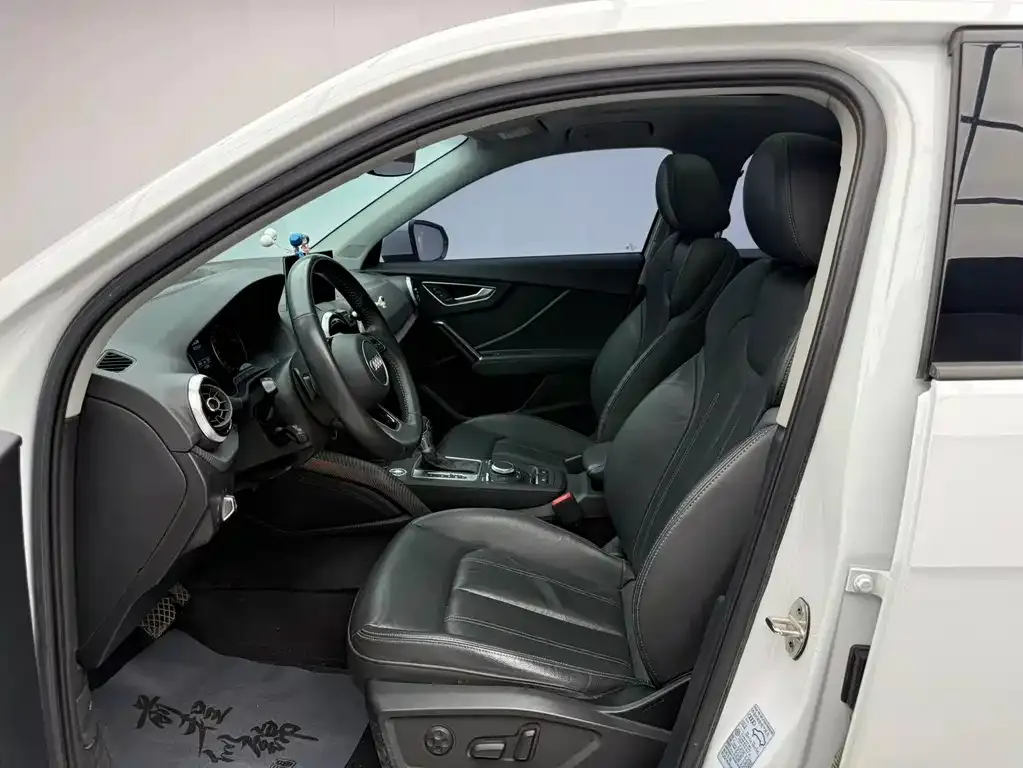 Audi Q2L 2021 из CN, фото 10