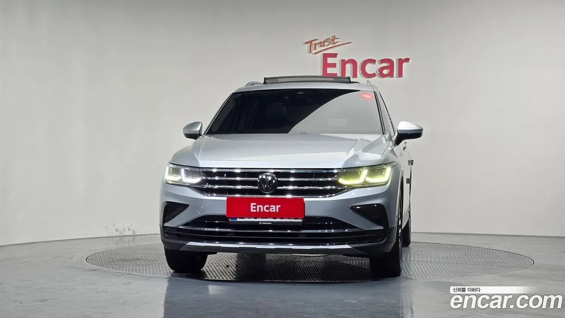 Volkswagen Tiguan — фото 6