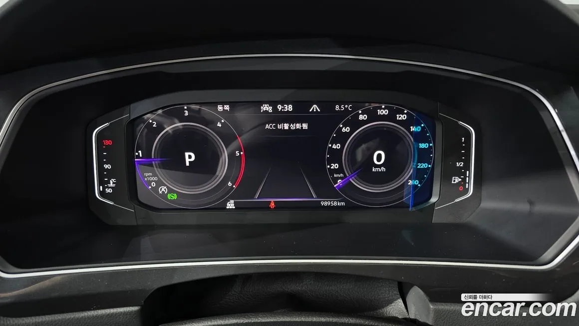 Volkswagen Tiguan — фото 2