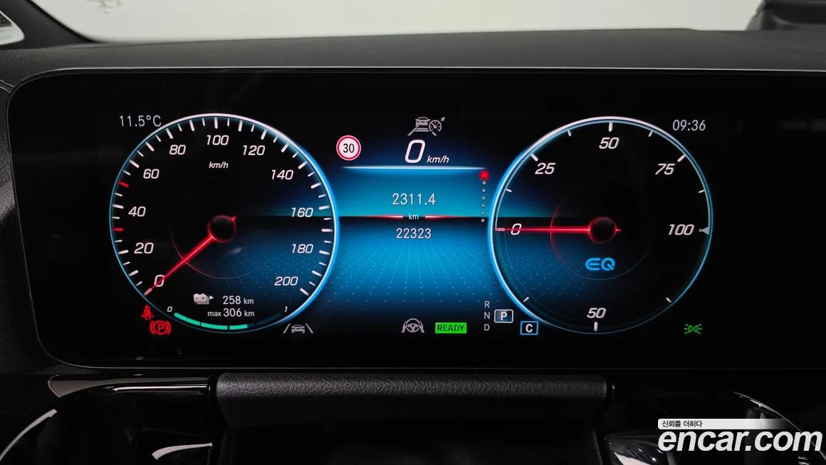 Mercedes-Benz EQA 2023 из KR, фото 2
