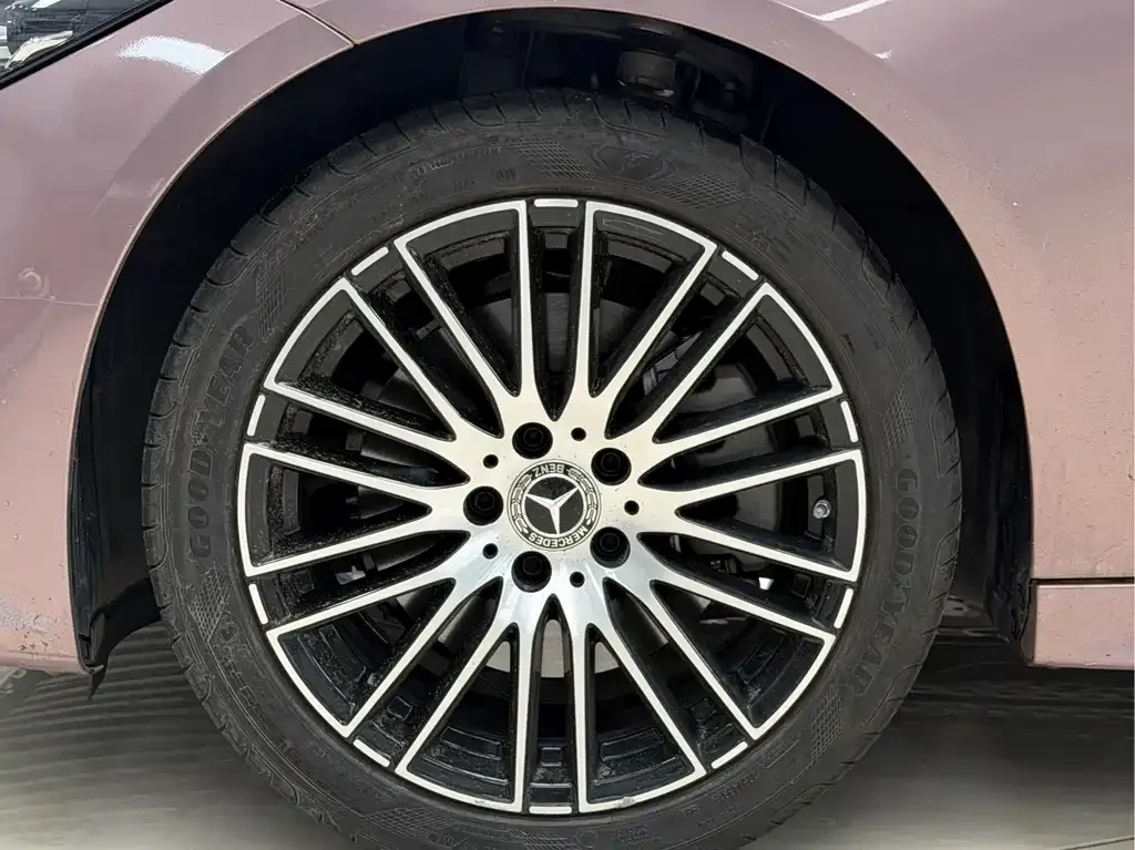 Mercedes-Benz C-Class 2025 из CN, фото 4