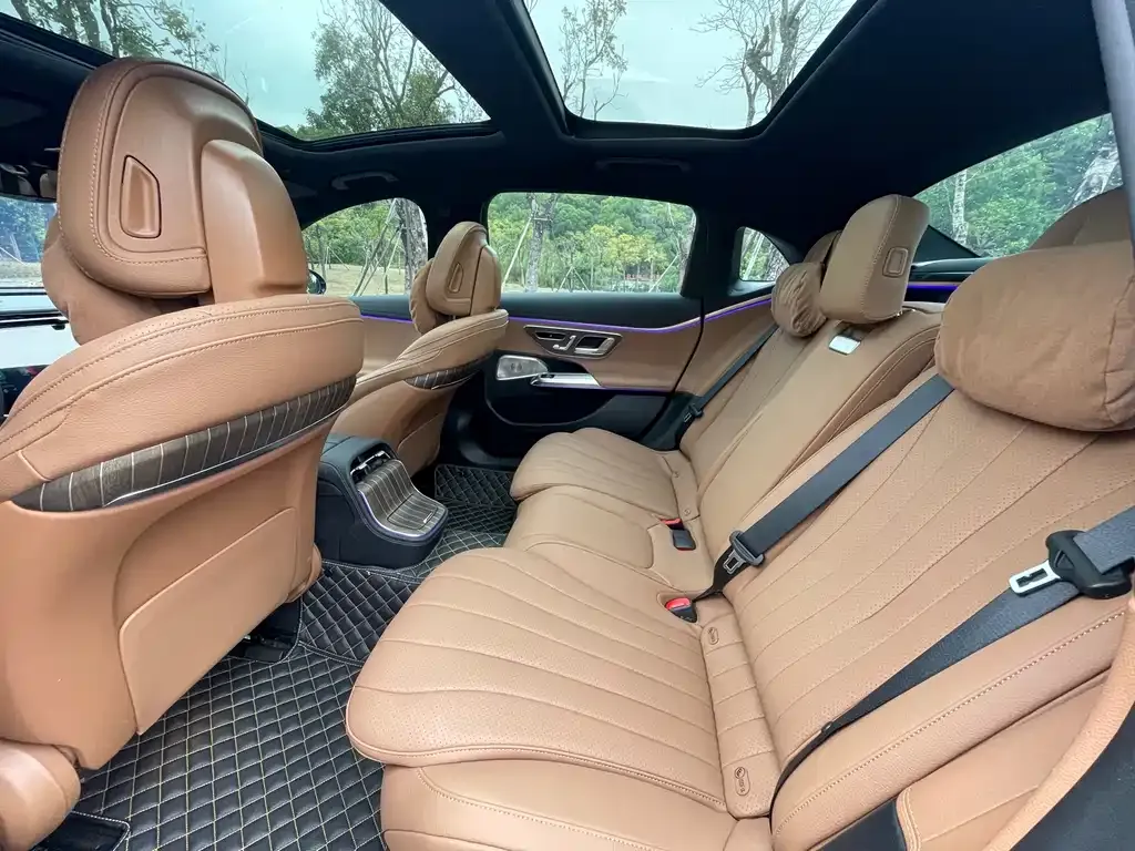 Mercedes-Benz E-Class 2024 из CN, фото 3