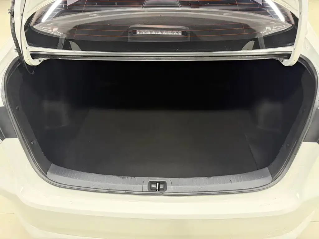 Toyota Corolla 2022 из CN, фото 4