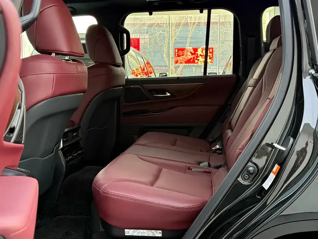 Lexus LX 2025 из CN, фото 2