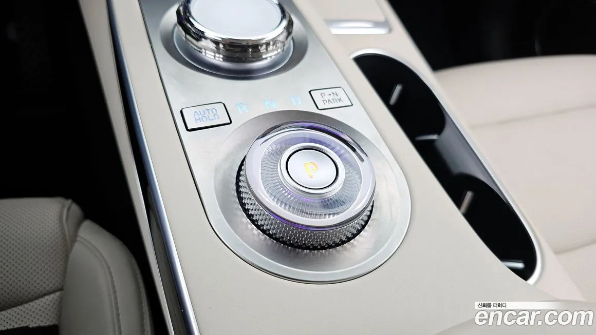 Genesis GV70 2024 из KR, фото 3