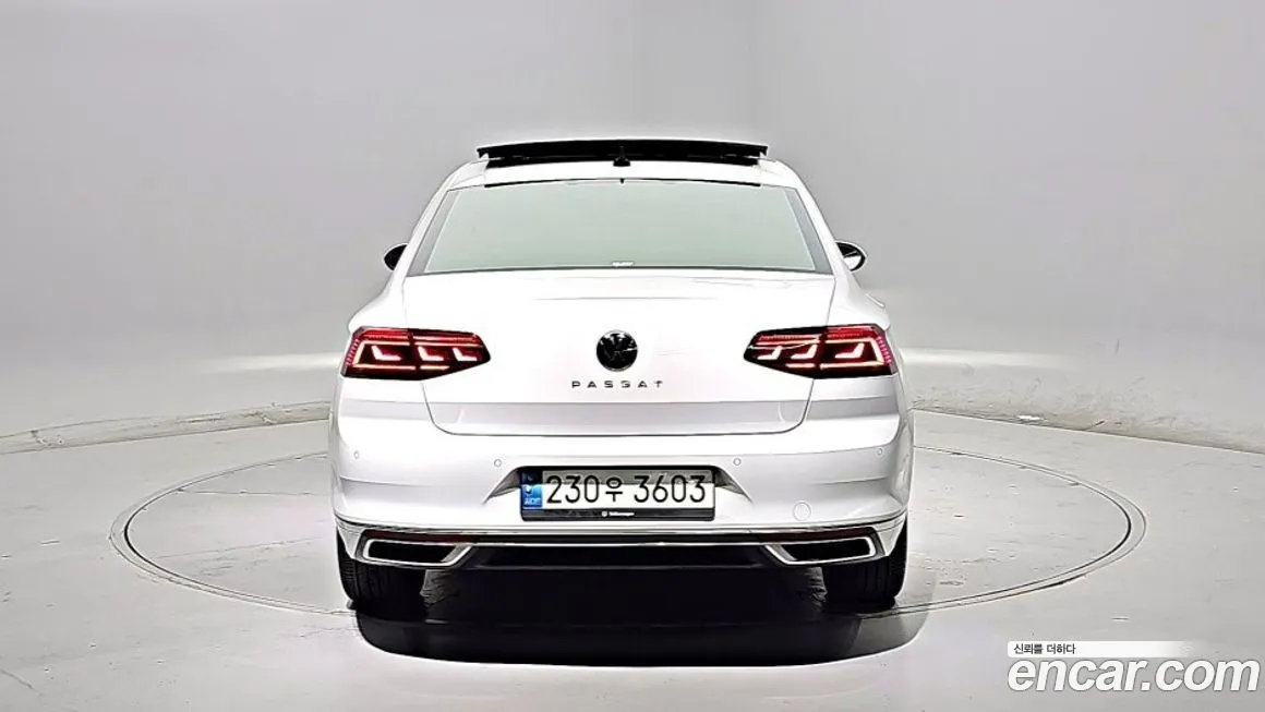 Volkswagen Passat — фото 6