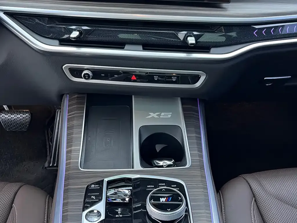 BMW X5 2024 из CN, фото 8