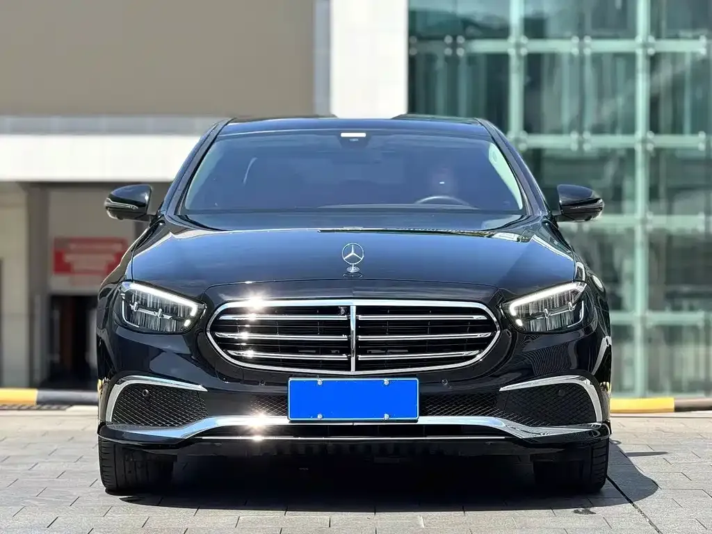 Mercedes-Benz E-Class 2023 из CN, фото 7