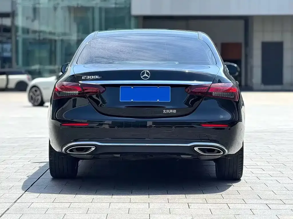 Mercedes-Benz E-Class 2023 из CN, фото 6