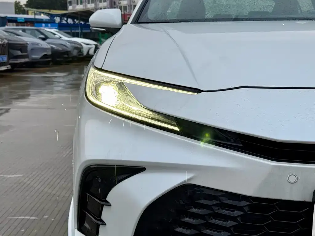Toyota Camry 2024 из CN, фото 6