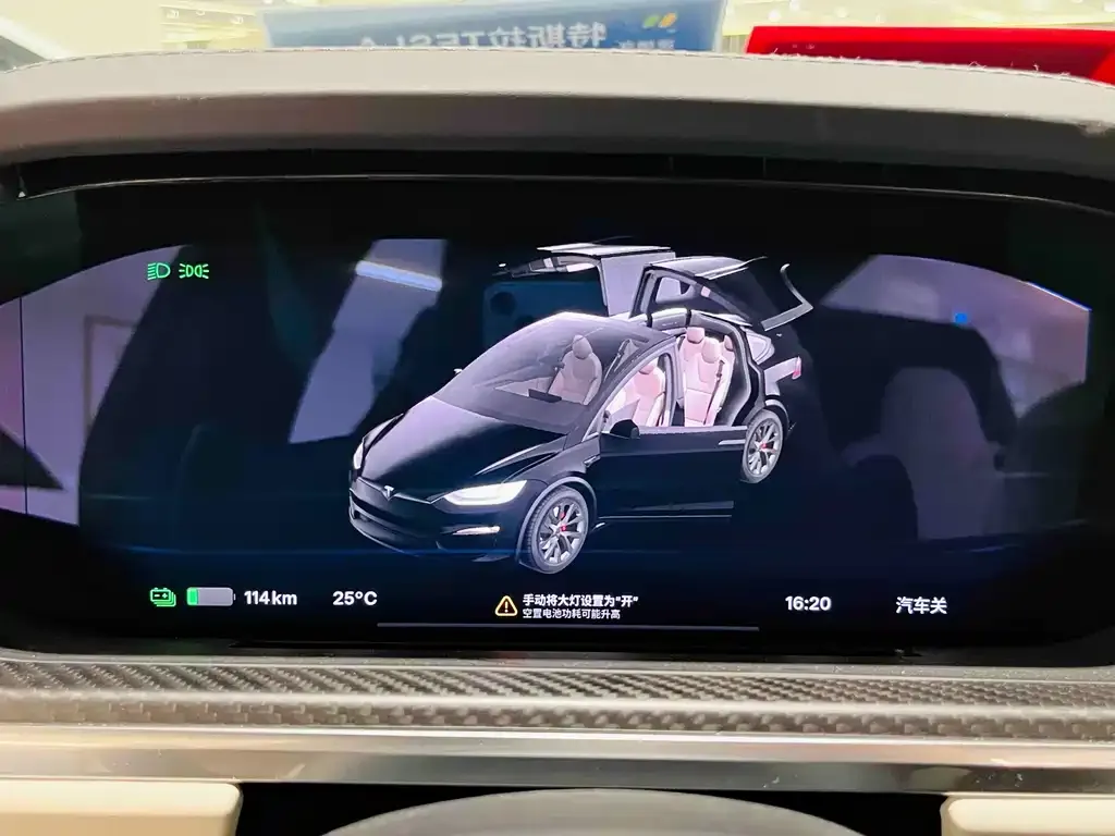 Tesla Model X 2023 из CN, фото 3