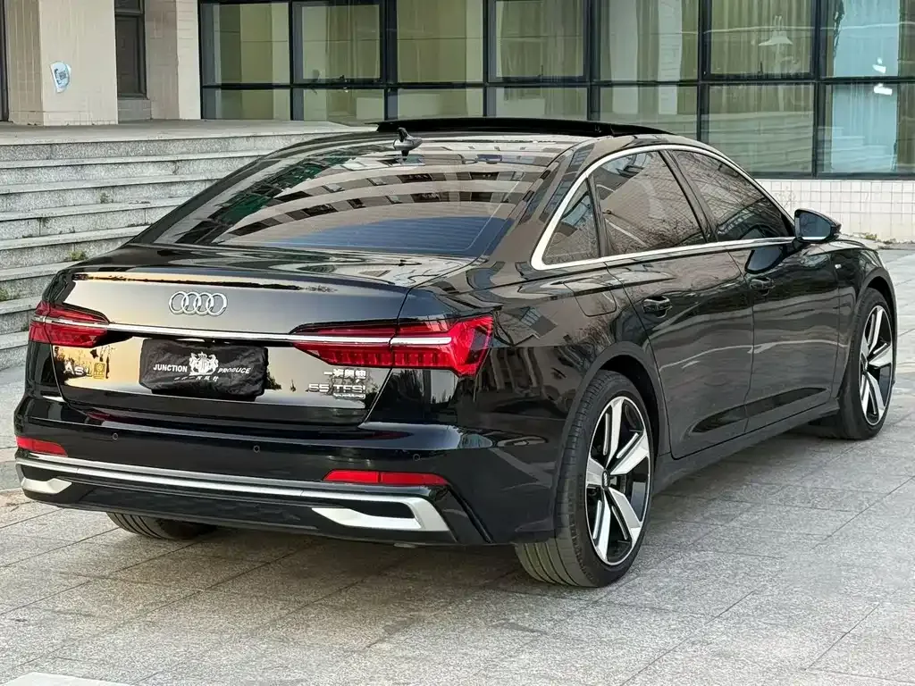 Audi A6L — фото 8