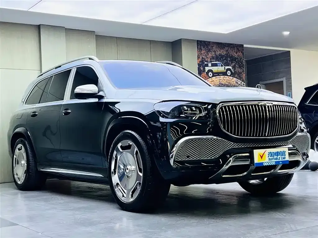 Mercedes-Benz GLS — фото 6