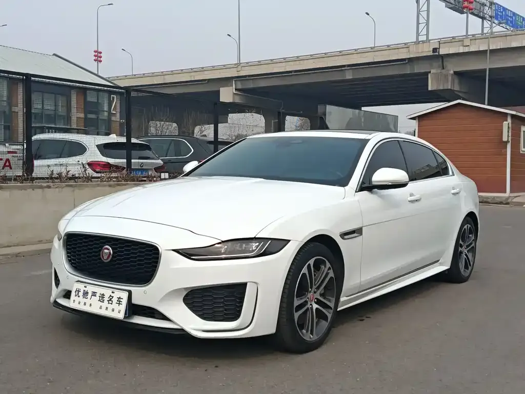 Jaguar XEL — фото 1
